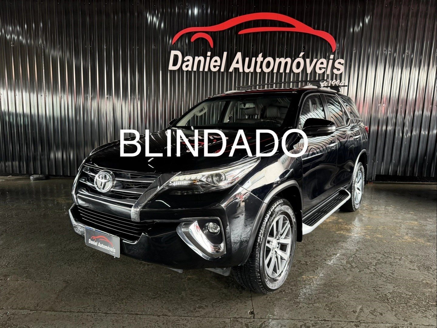 TOYOTA HILUX SW4