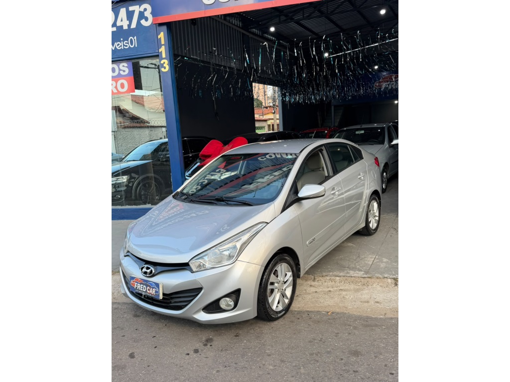 HYUNDAI HB20S