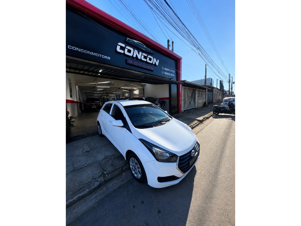 HYUNDAI HB20