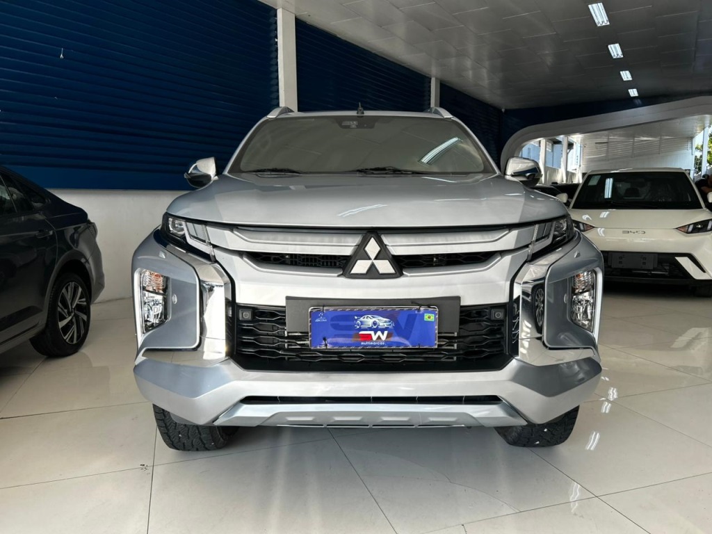 MITSUBISHI L200 TRITON