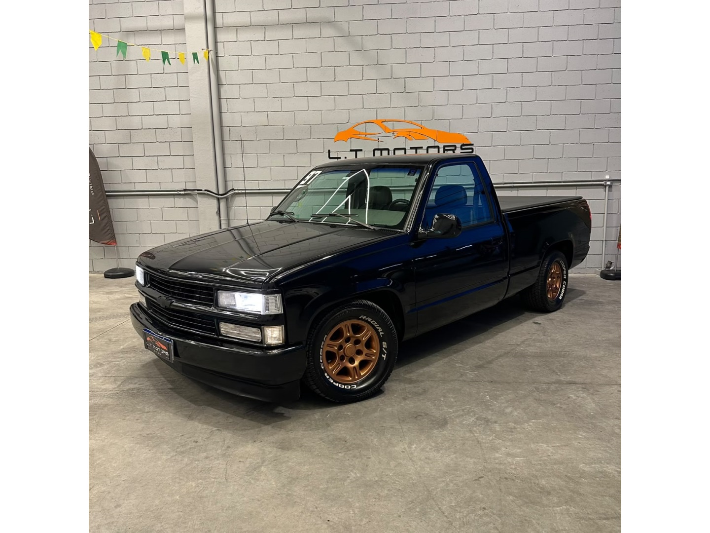 CHEVROLET SILVERADO