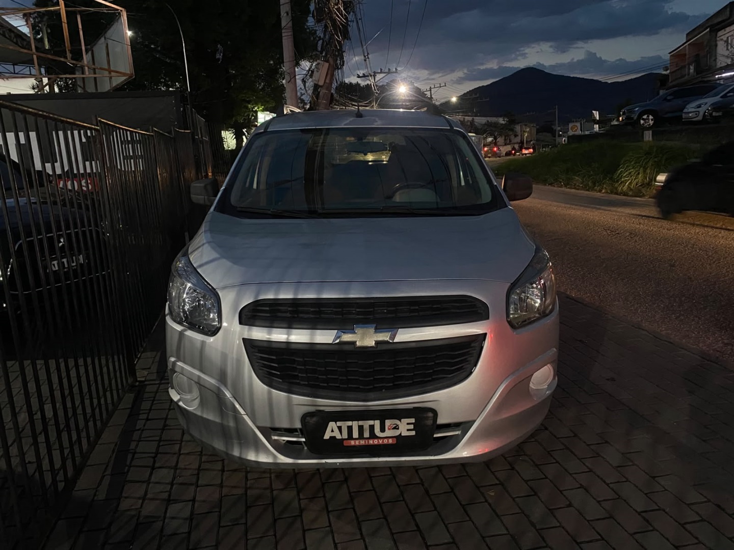 Chevrolet Spin 1.8 Ls 8V Flex 4P Manual - foto 2