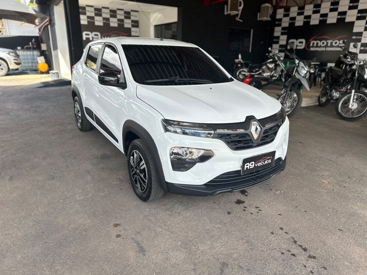 RENAULT KWID