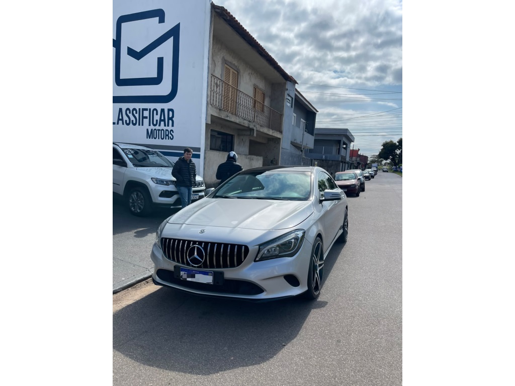 MERCEDES-BENZ CLA 180
