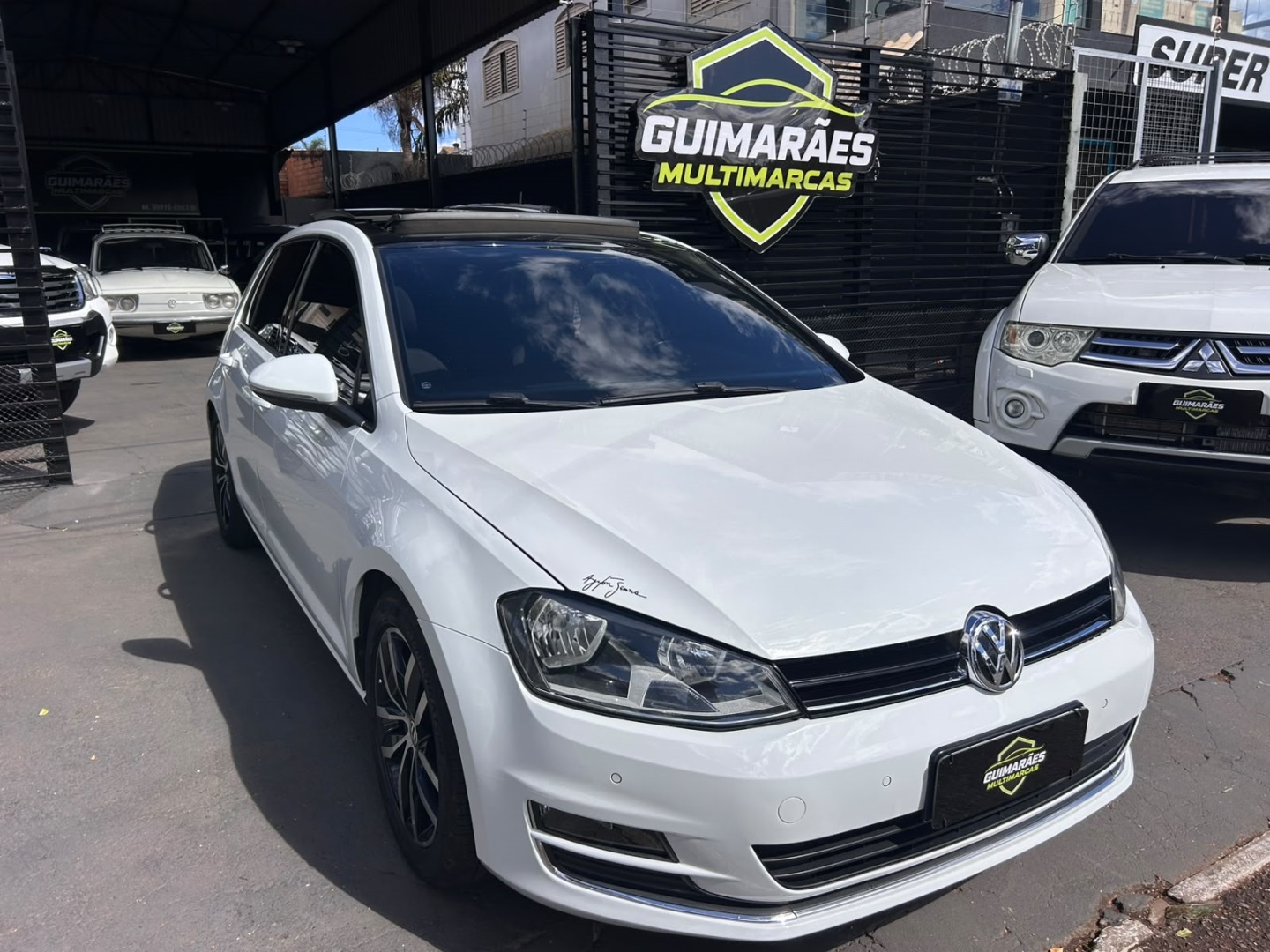 VOLKSWAGEN GOLF