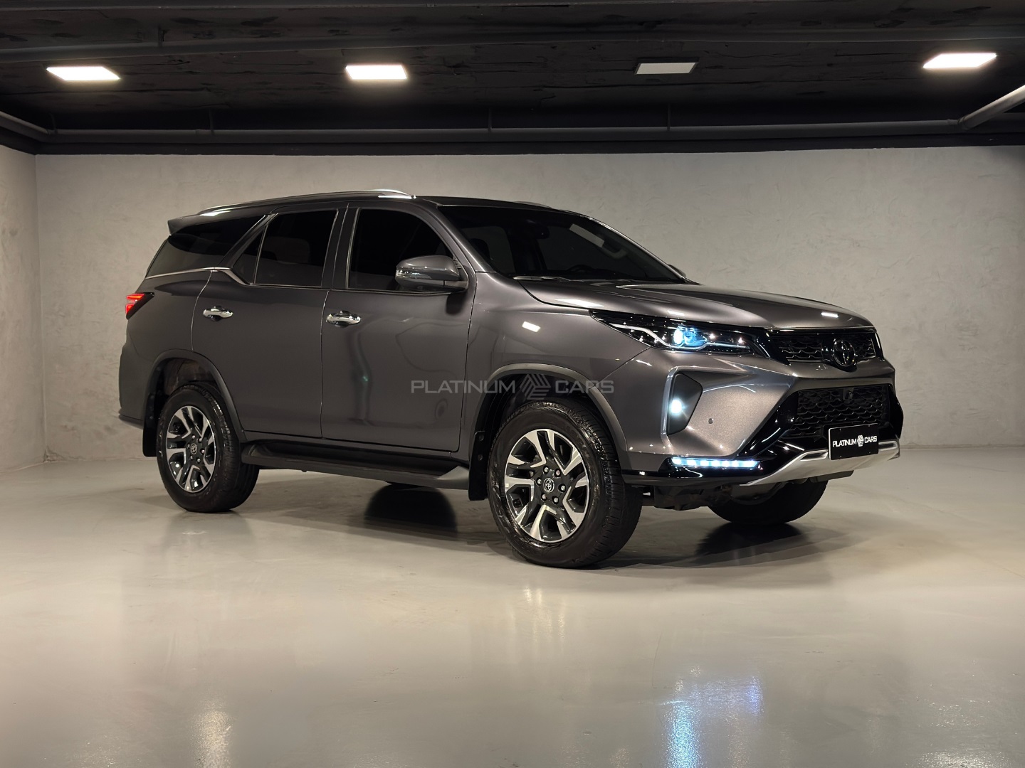TOYOTA HILUX SW4