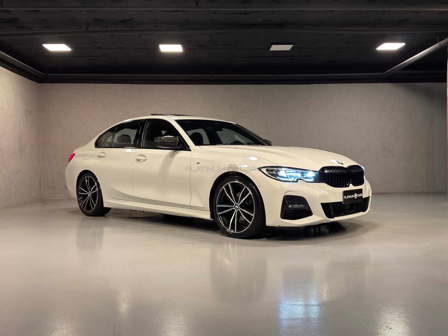 BMW 320i