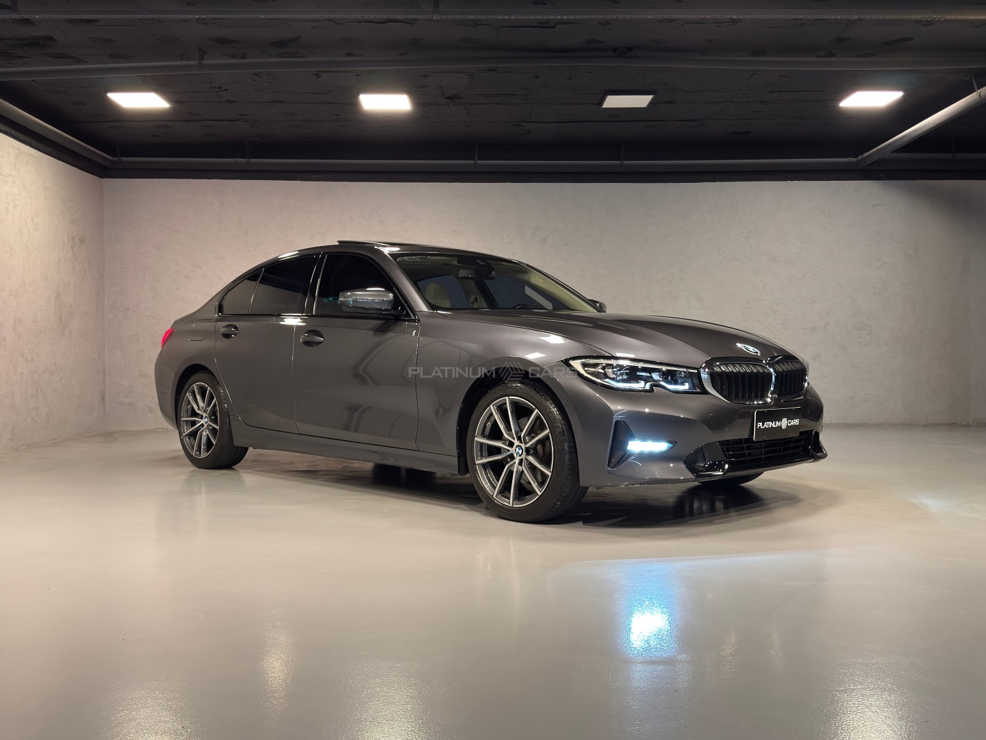 BMW 320i