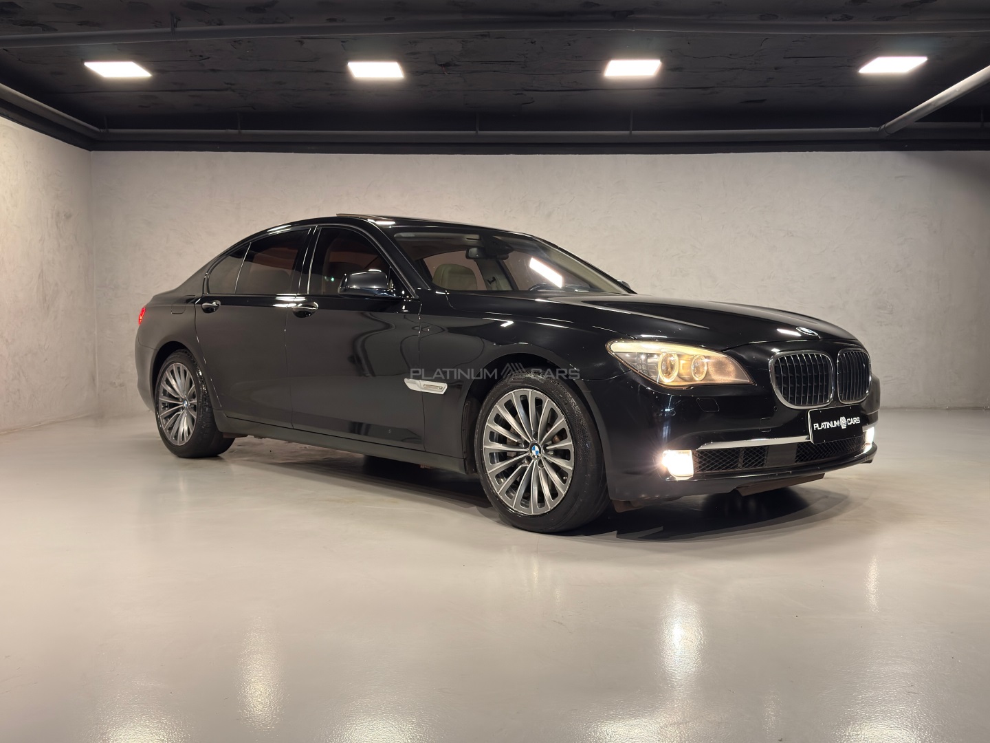 BMW 750i
