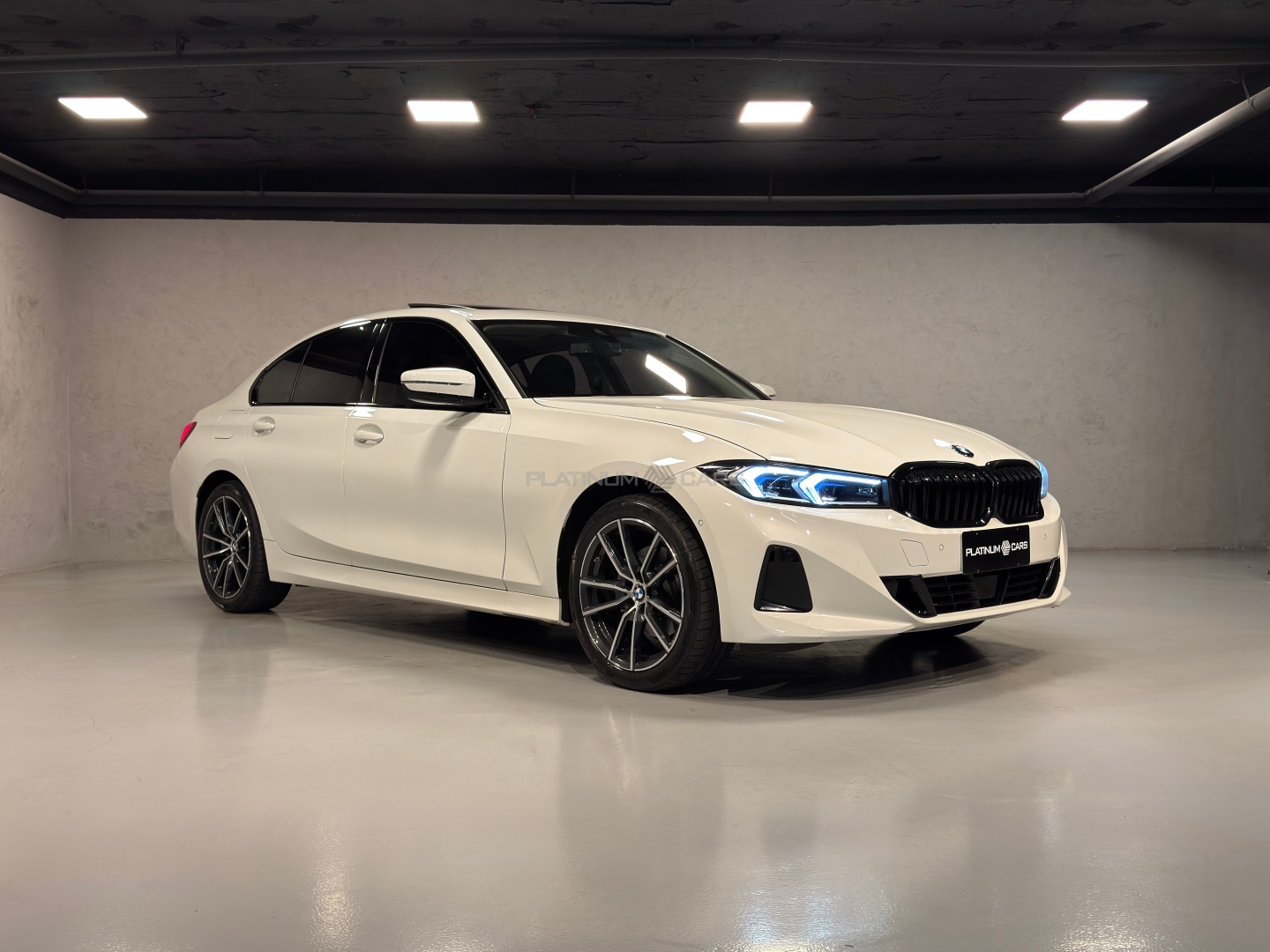 BMW 320i