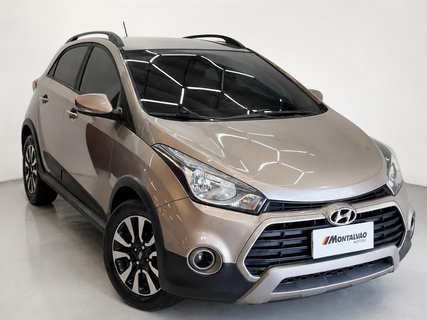 HYUNDAI HB20X