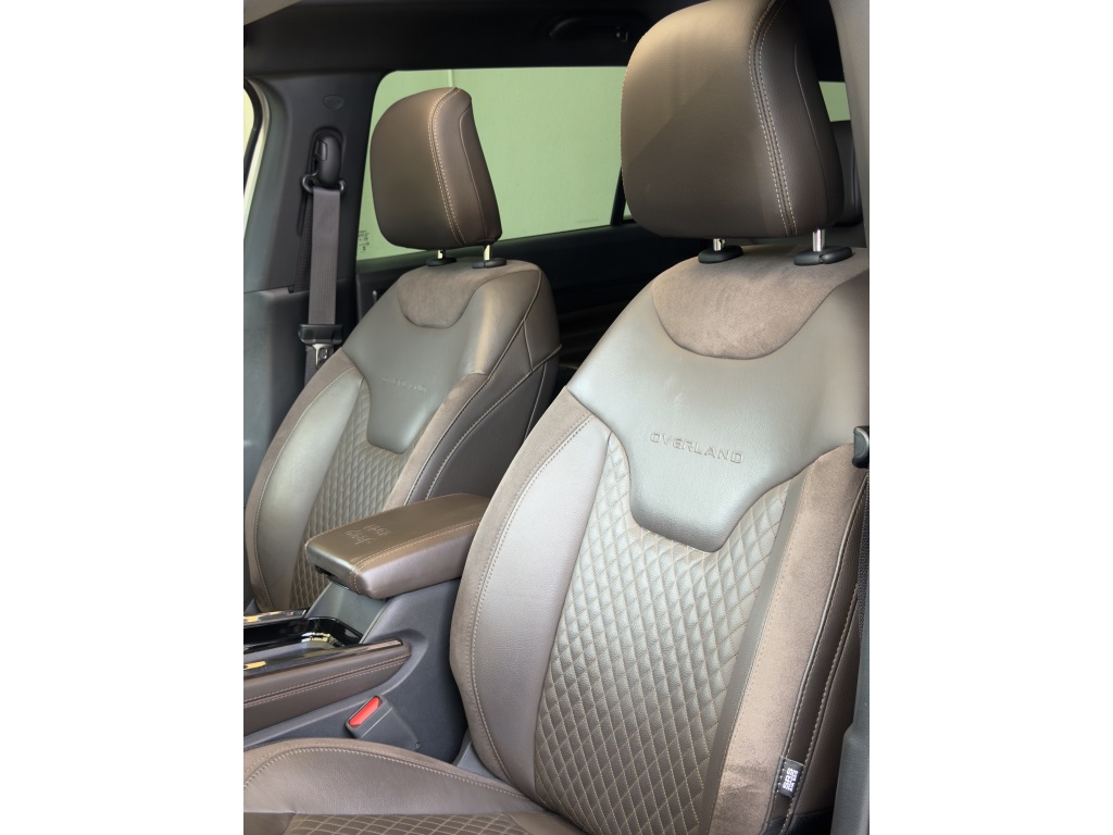 Jeep Commander 2.0 Td380 Turbo Diesel Overland - foto 12
