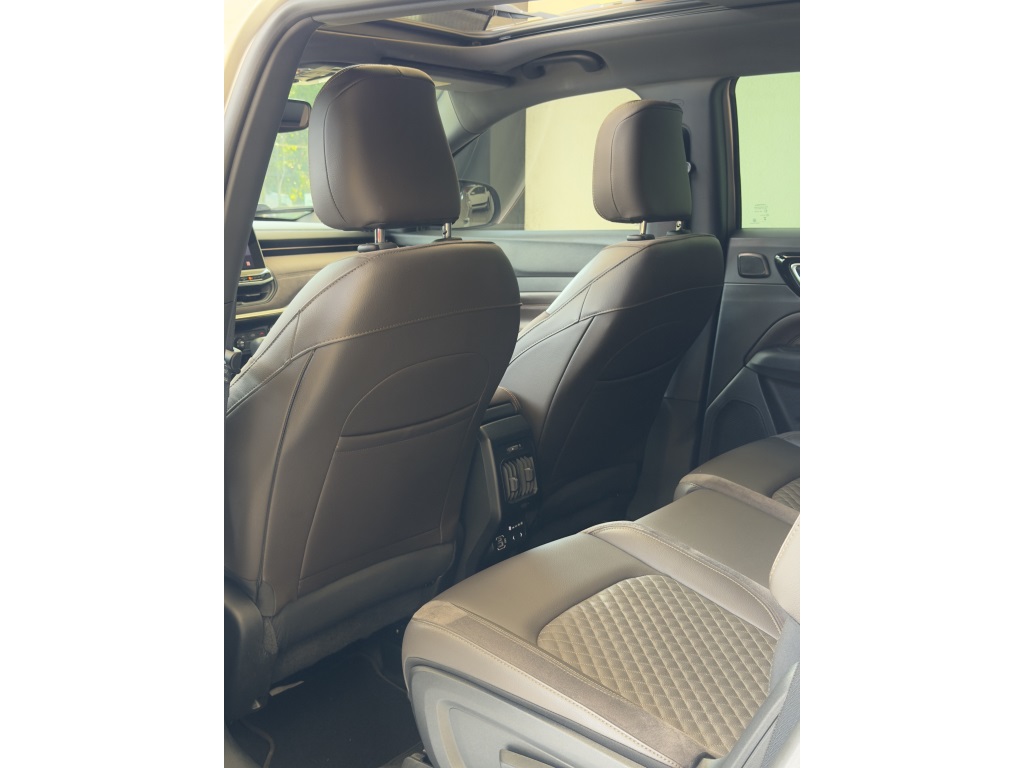 Jeep Commander 2.0 Td380 Turbo Diesel Overland - foto 8