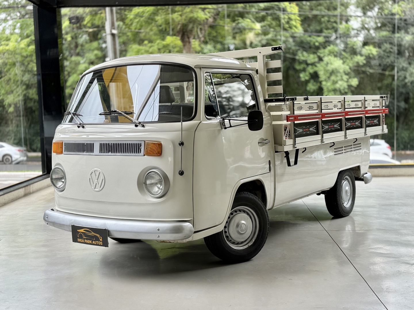 VOLKSWAGEN KOMBI