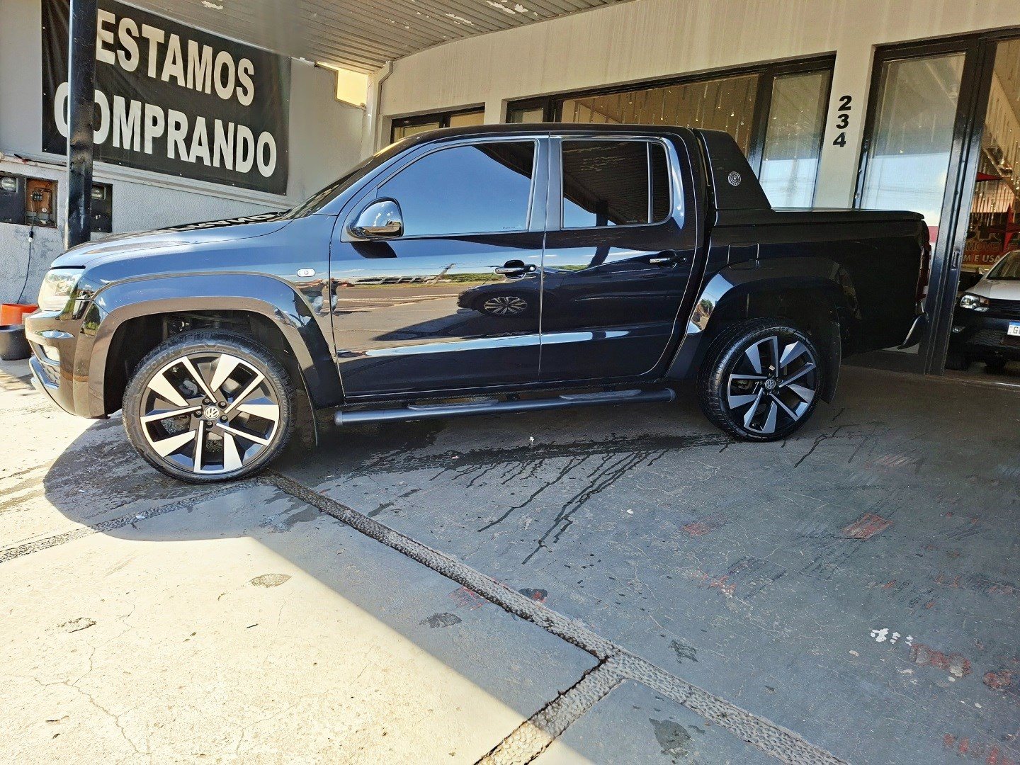 VOLKSWAGEN AMAROK
