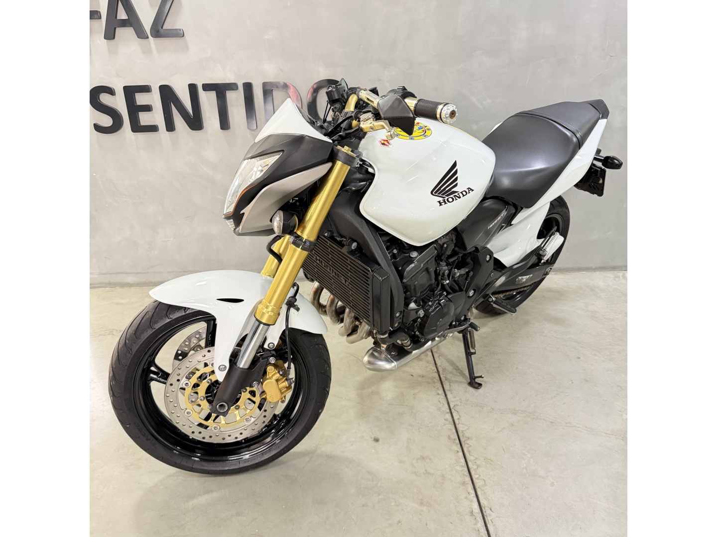 HONDA CB 600F HORNET