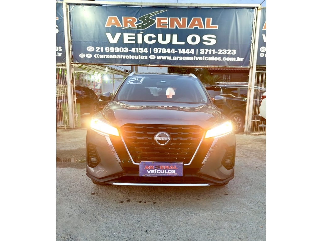 NISSAN KICKS