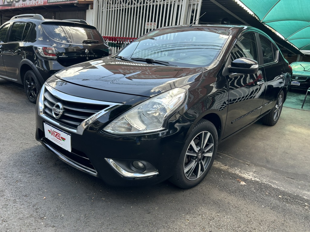 NISSAN VERSA