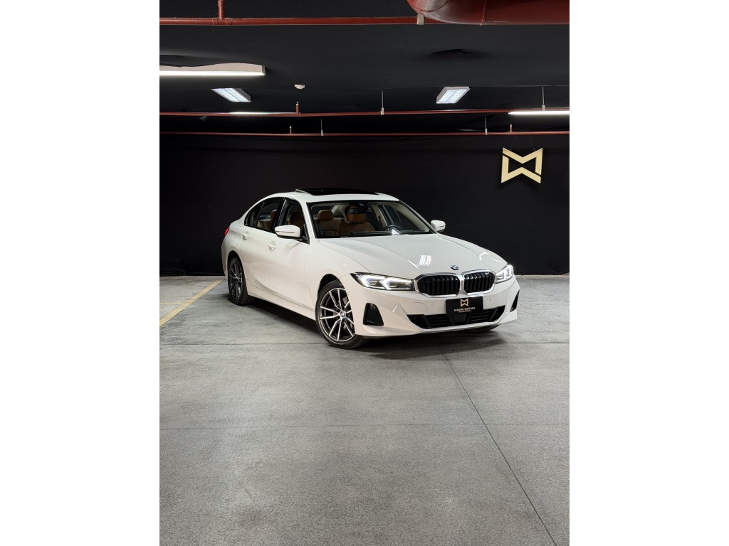 BMW 320i