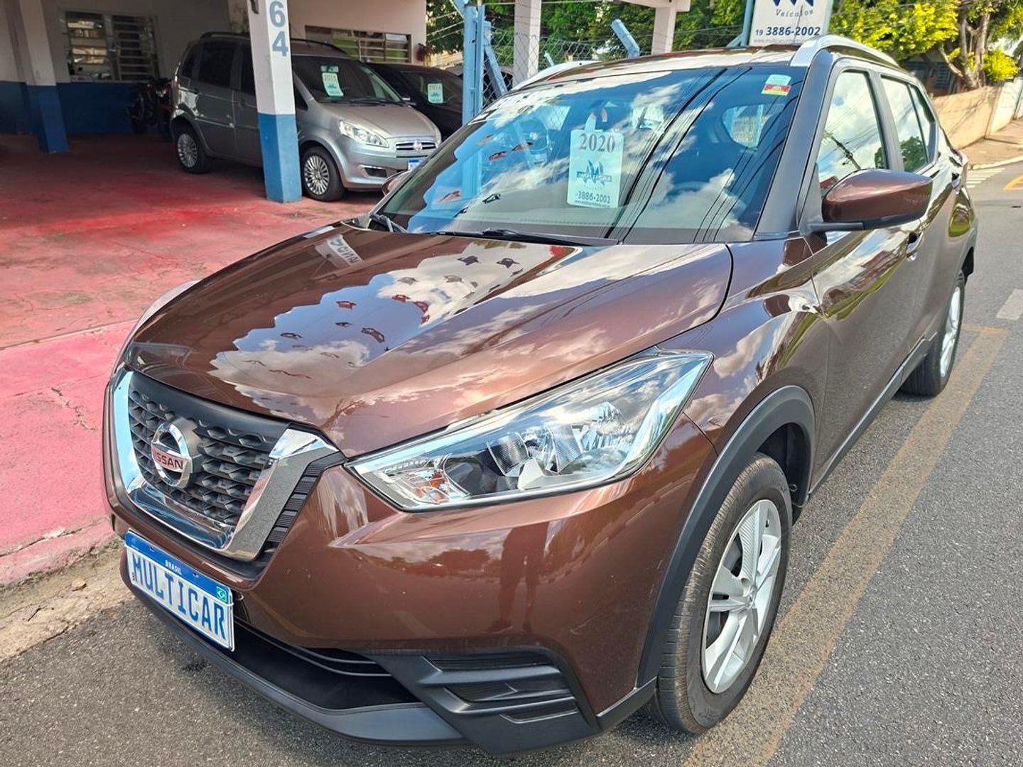 NISSAN KICKS