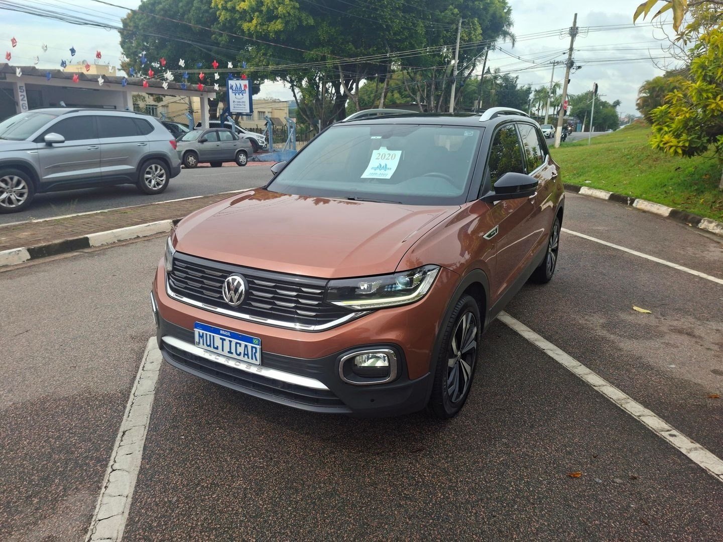 VOLKSWAGEN T-CROSS