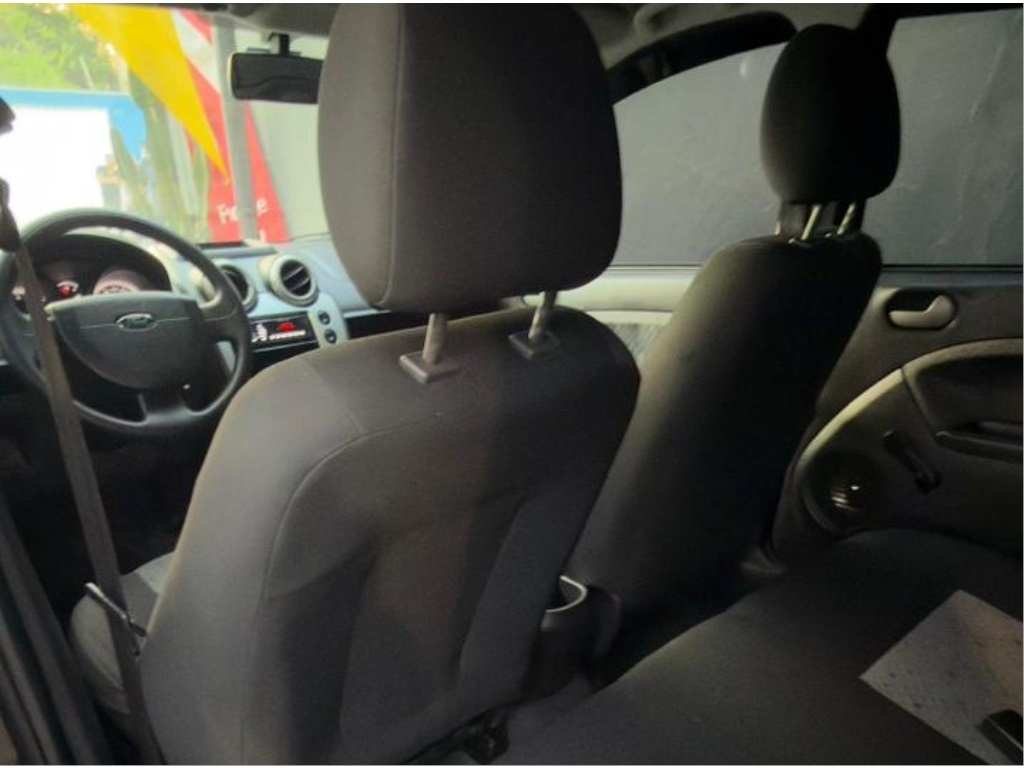 Ford Fiesta 1.6 MPI Class Hatch 8V Flex 4P Manual - foto 9