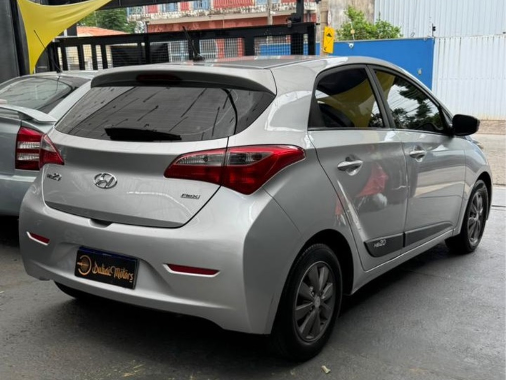 Hyundai HB20 1.0 Comfort 12V Flex 4P Manual - foto 3