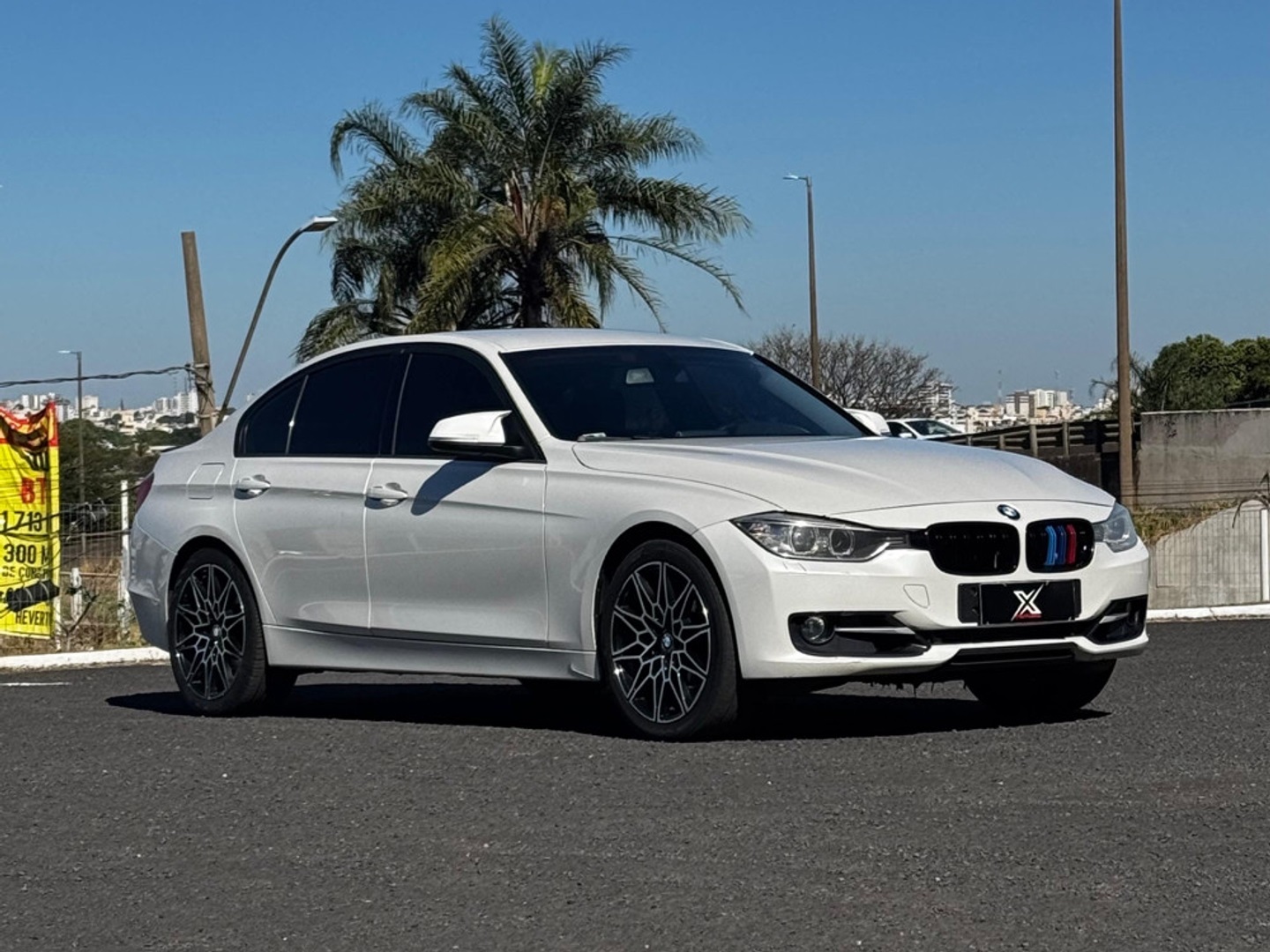 BMW 320i