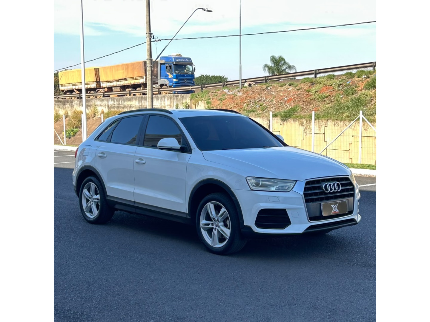 AUDI Q3