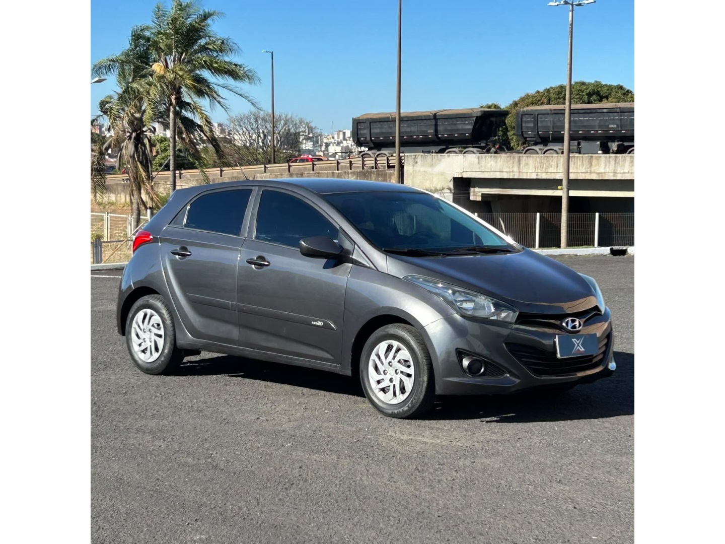 HYUNDAI HB20