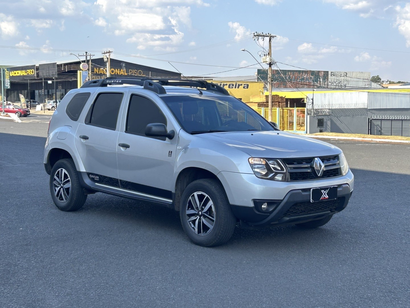 RENAULT DUSTER