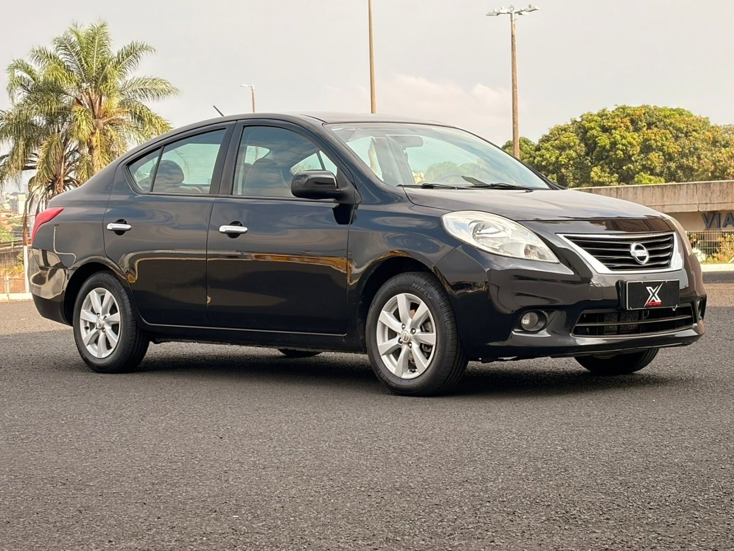 NISSAN VERSA