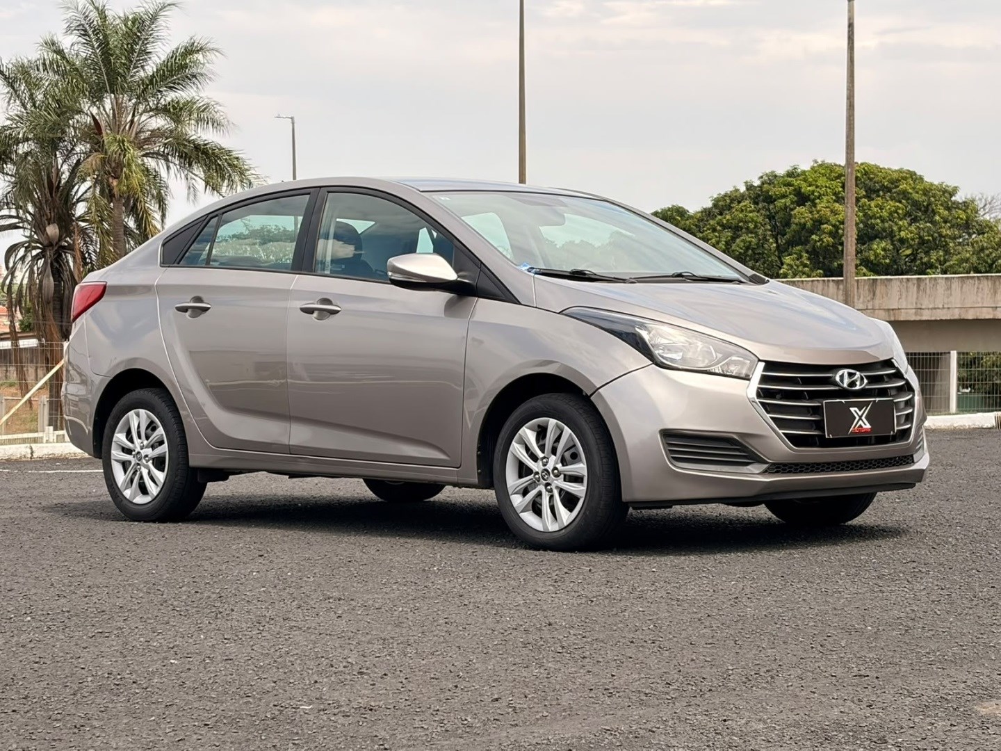 HYUNDAI HB20S