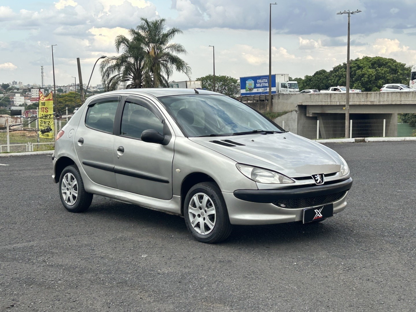PEUGEOT 206