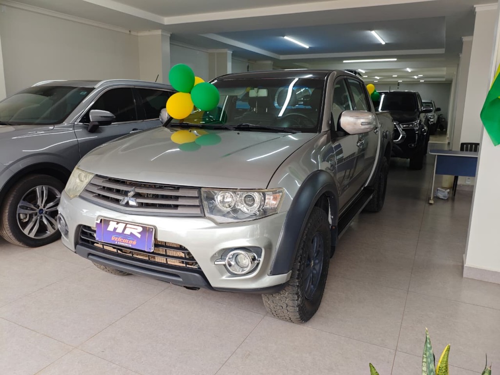 MITSUBISHI L200 TRITON