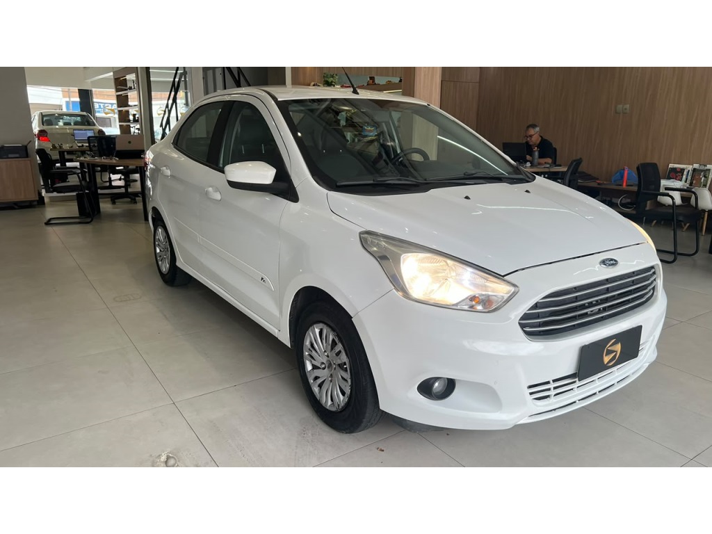 FORD KA SEDAN