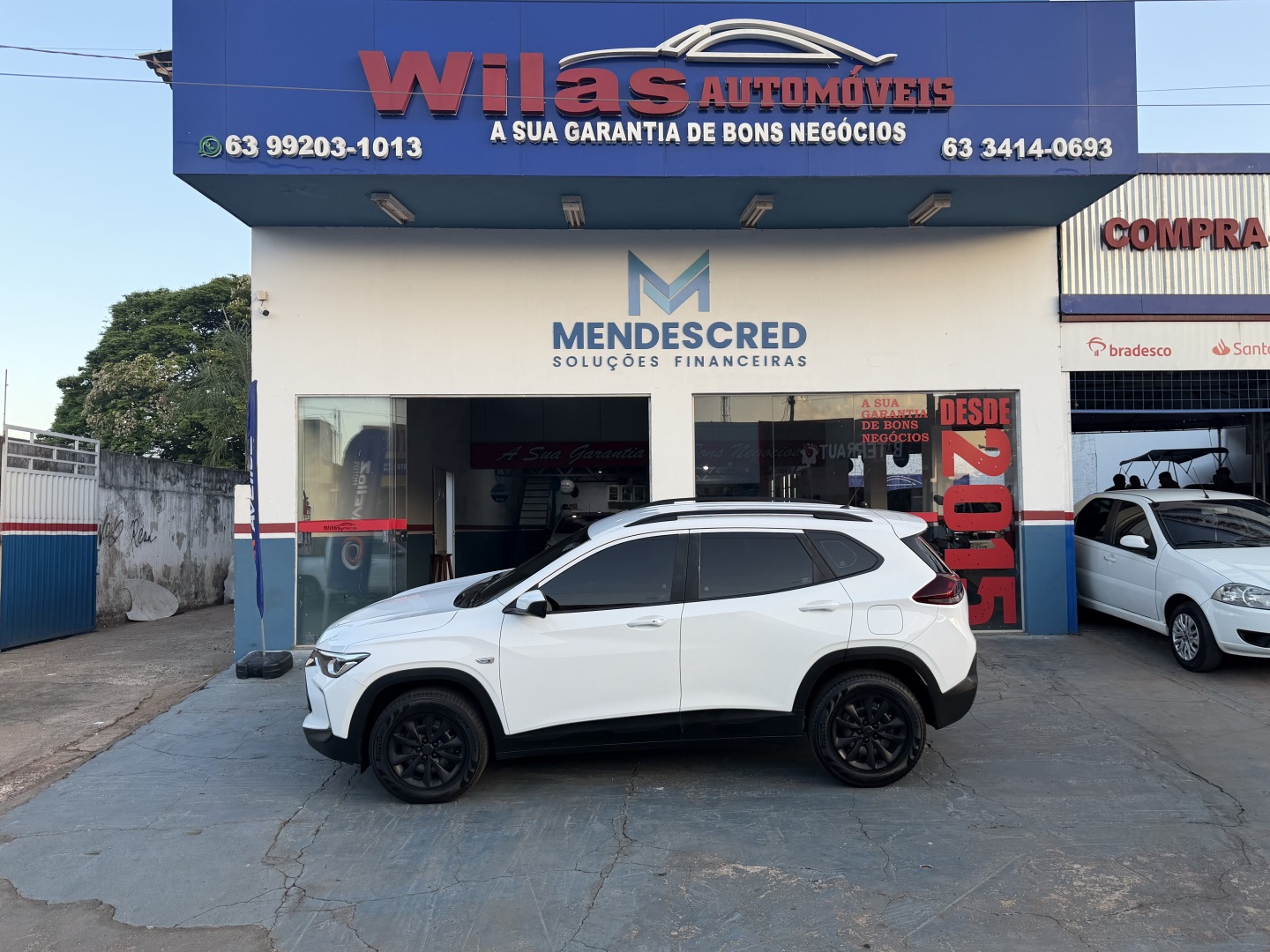 CHEVROLET TRACKER