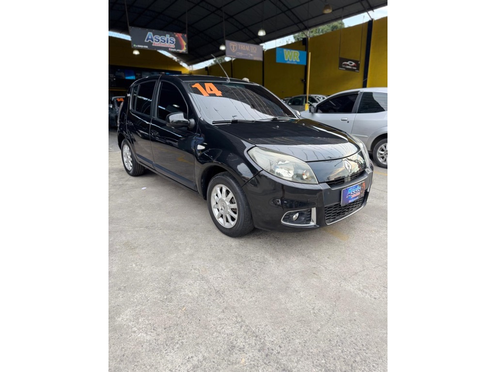 RENAULT SANDERO