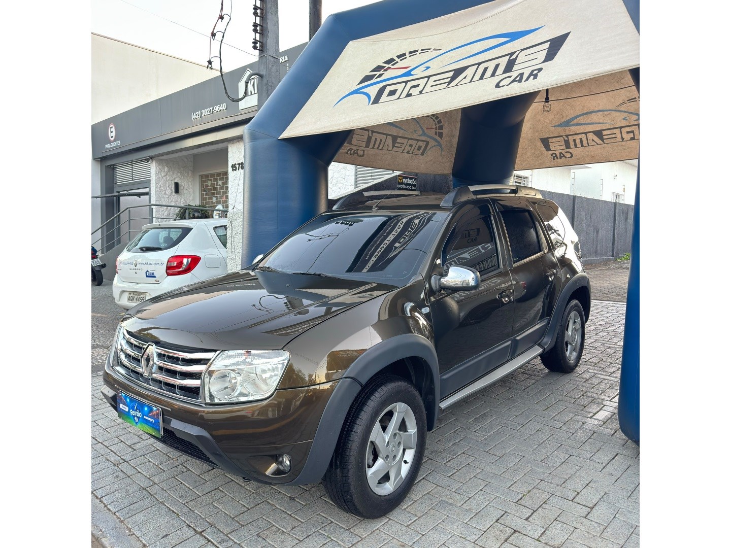 RENAULT DUSTER