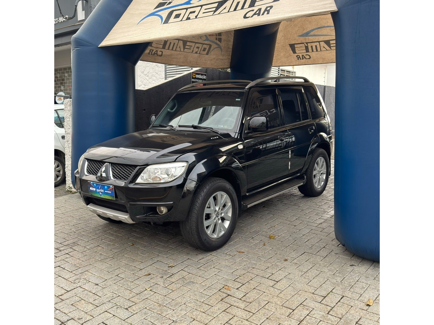 MITSUBISHI PAJERO TR4