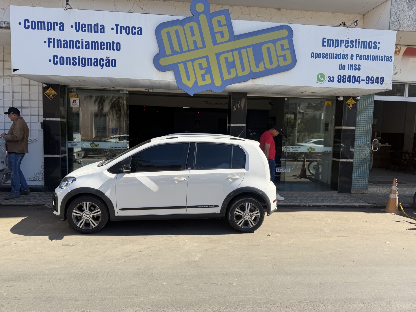 VOLKSWAGEN CROSS UP