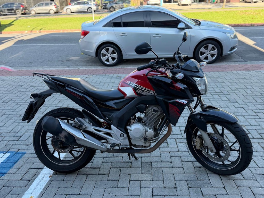HONDA CB TWISTER