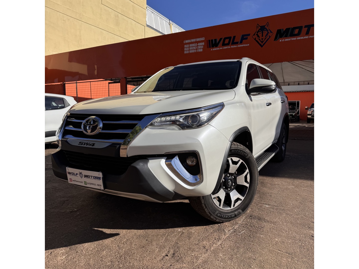 TOYOTA HILUX SW4