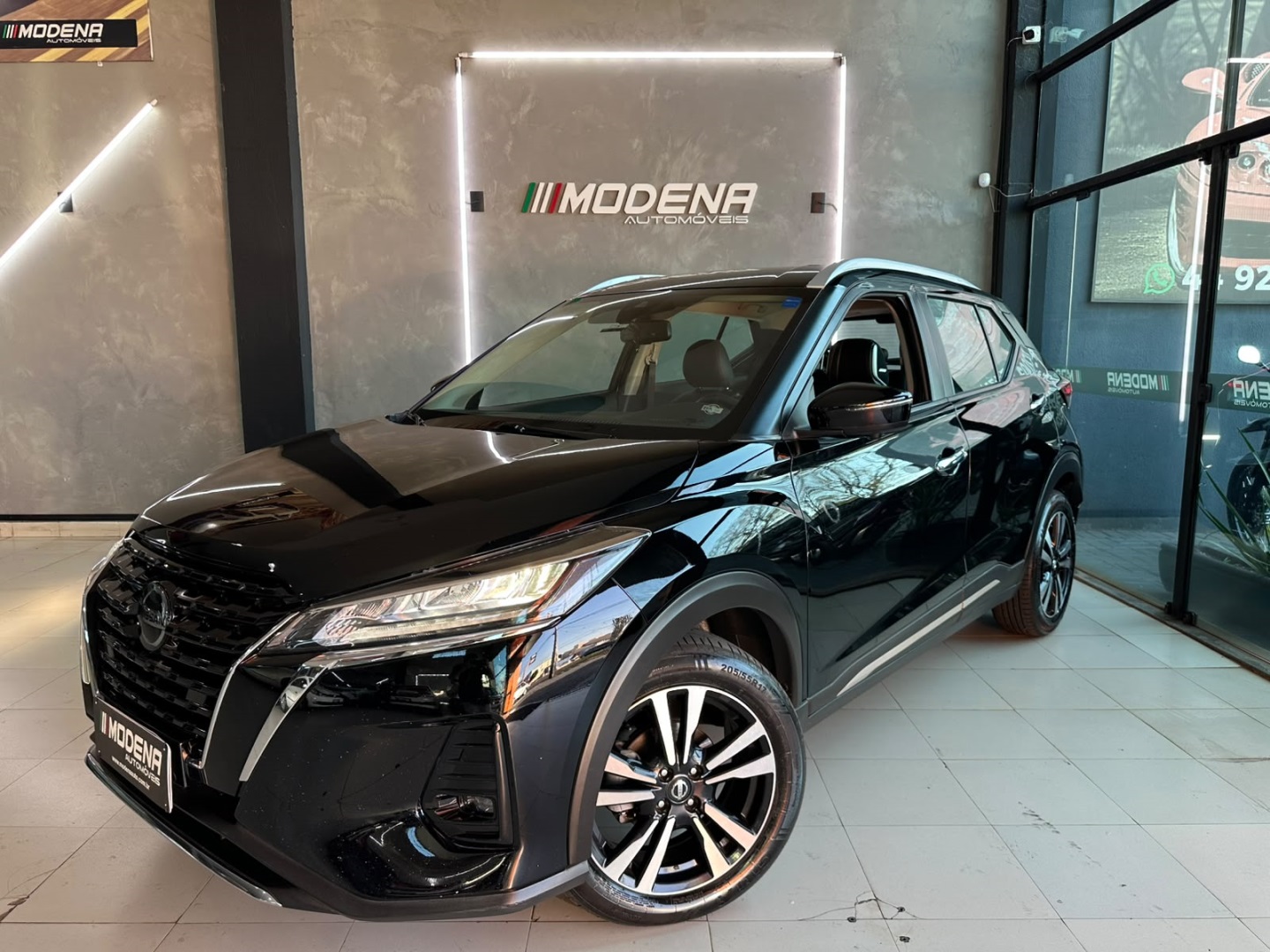 NISSAN KICKS