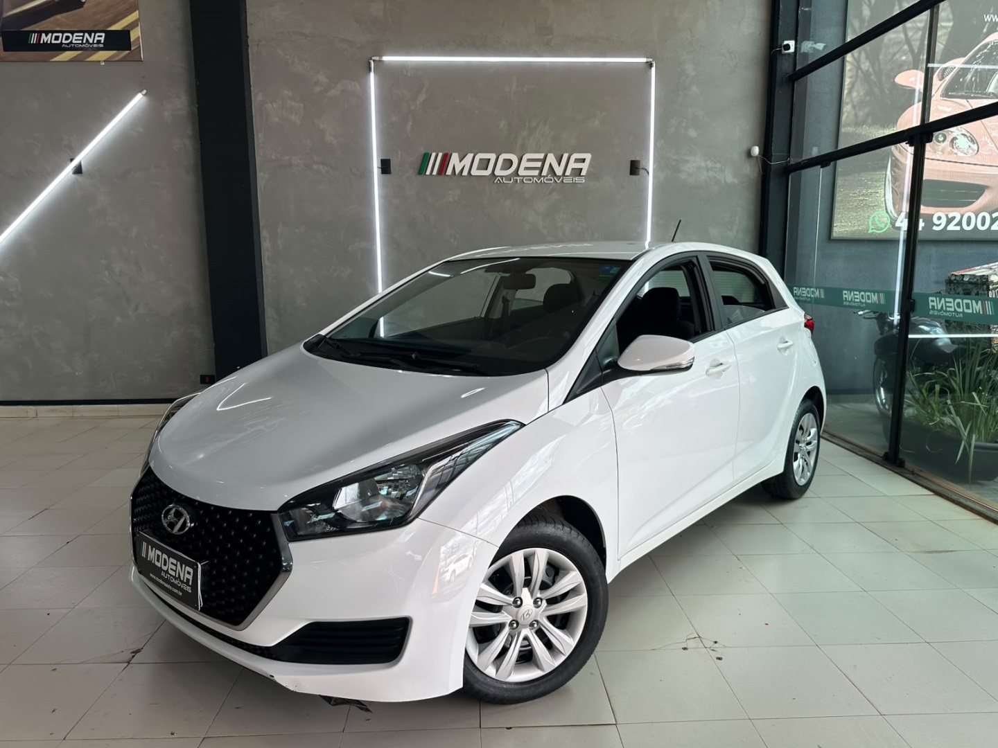 HYUNDAI HB20