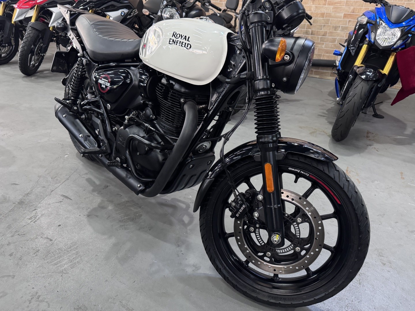 ROYAL ENFIELD HUNTER 350