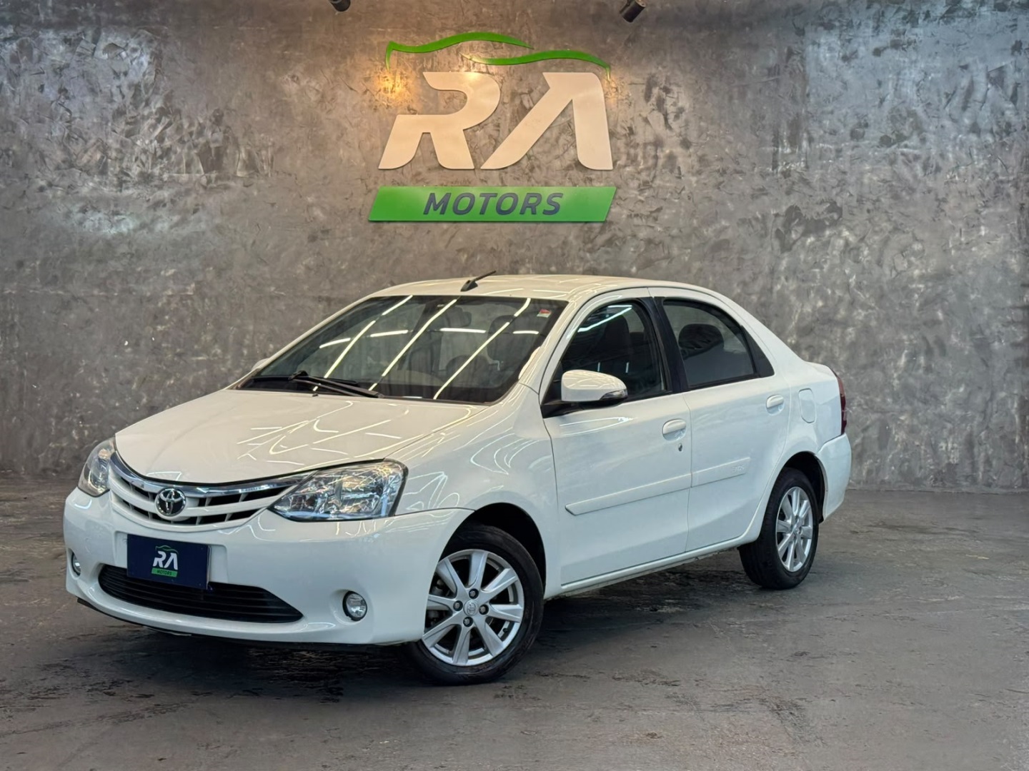 TOYOTA ETIOS