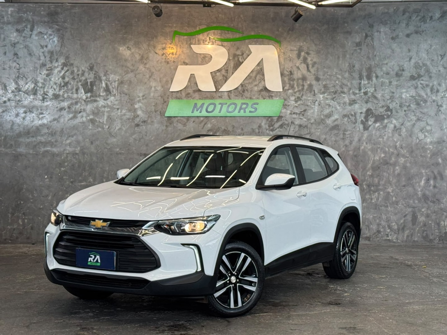 CHEVROLET TRACKER