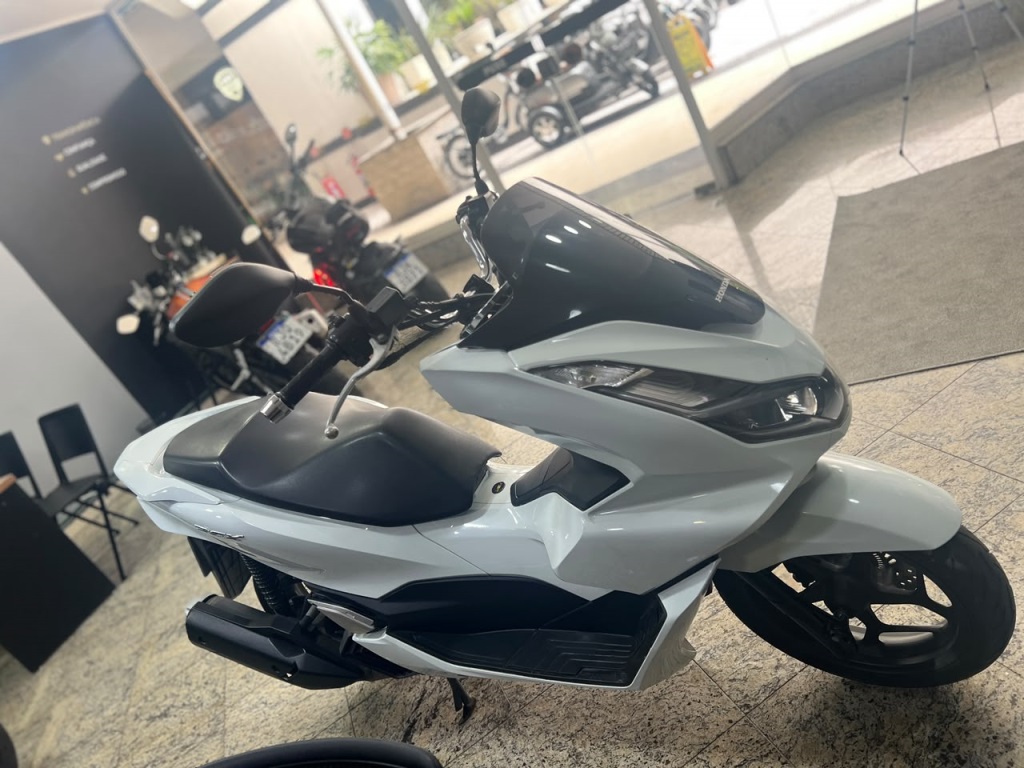 HONDA PCX 160 DLX ABS