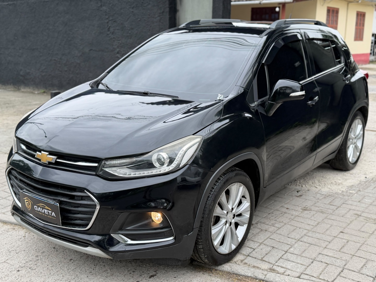 CHEVROLET TRACKER